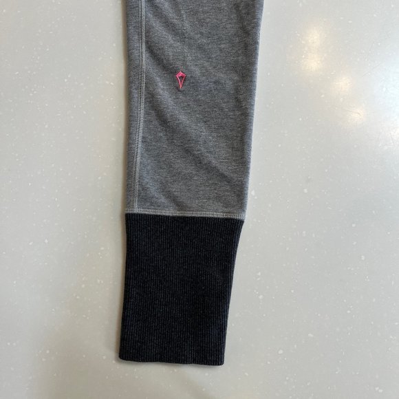 Ivivva Ribbed Cotton Blend Pants in Heathered Gray, Girls 14 - Picture 3 of 10